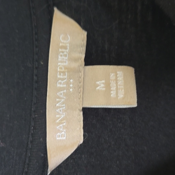 Banana Republic Black and White Floral Long Sleeve Top - Picture 2 of 4